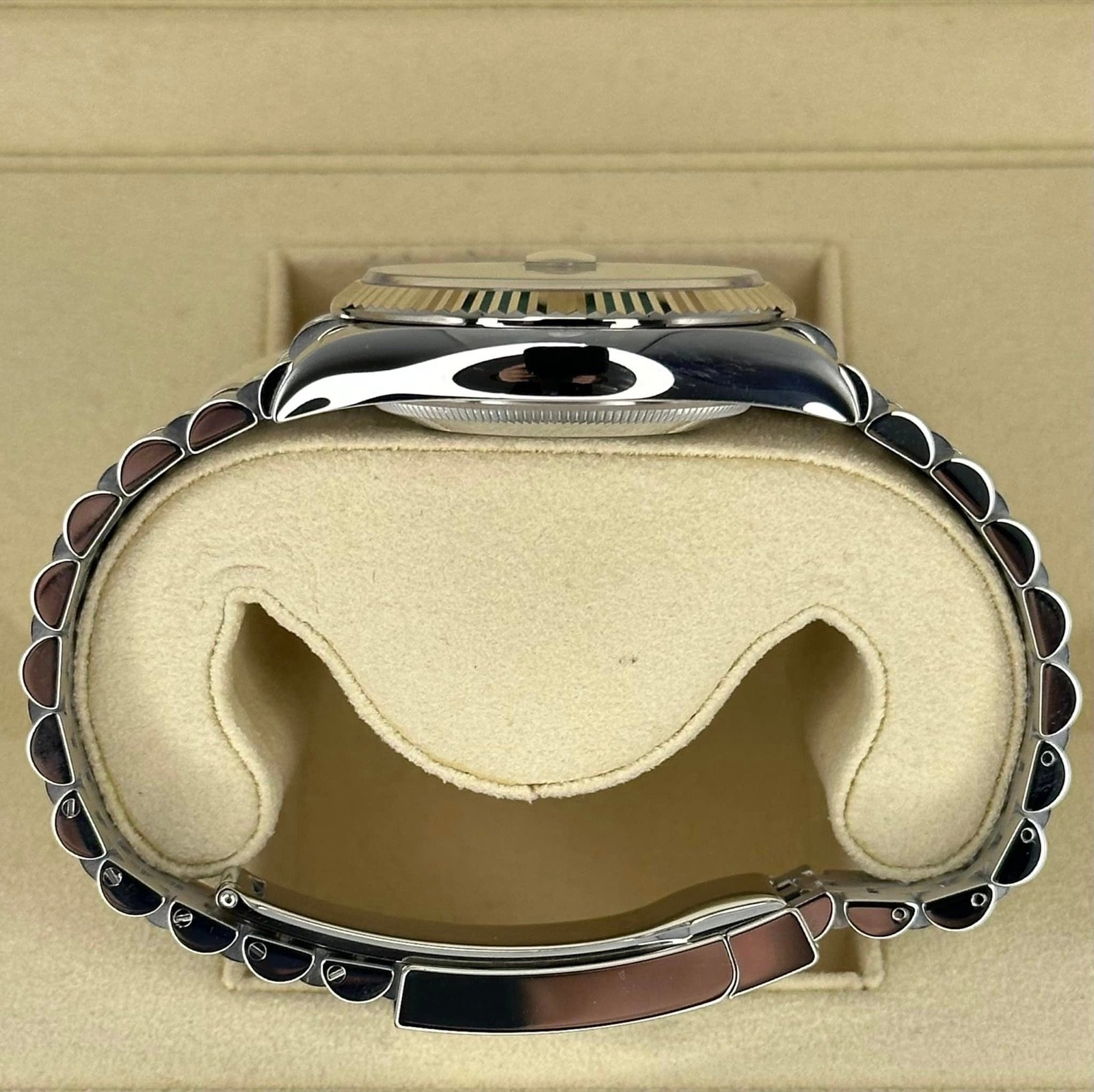 2023 Rolex Datejust 36mm 126234 Jubilee Wimbledon Dial - Image 10