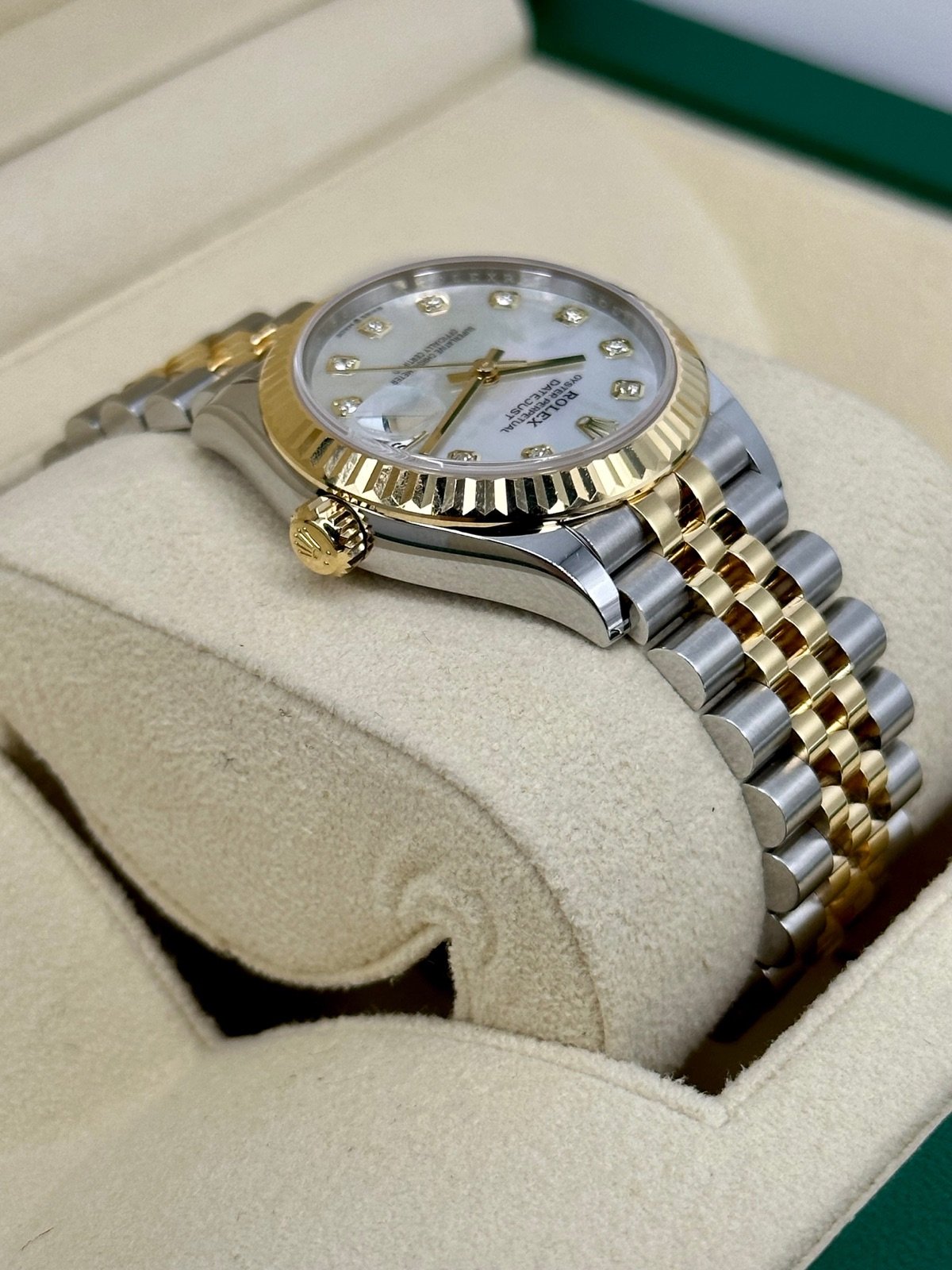 2023 Roles Datejust 31mm Two-Tone Jubilee Mother of Pearl Diamond Dial - Image 8