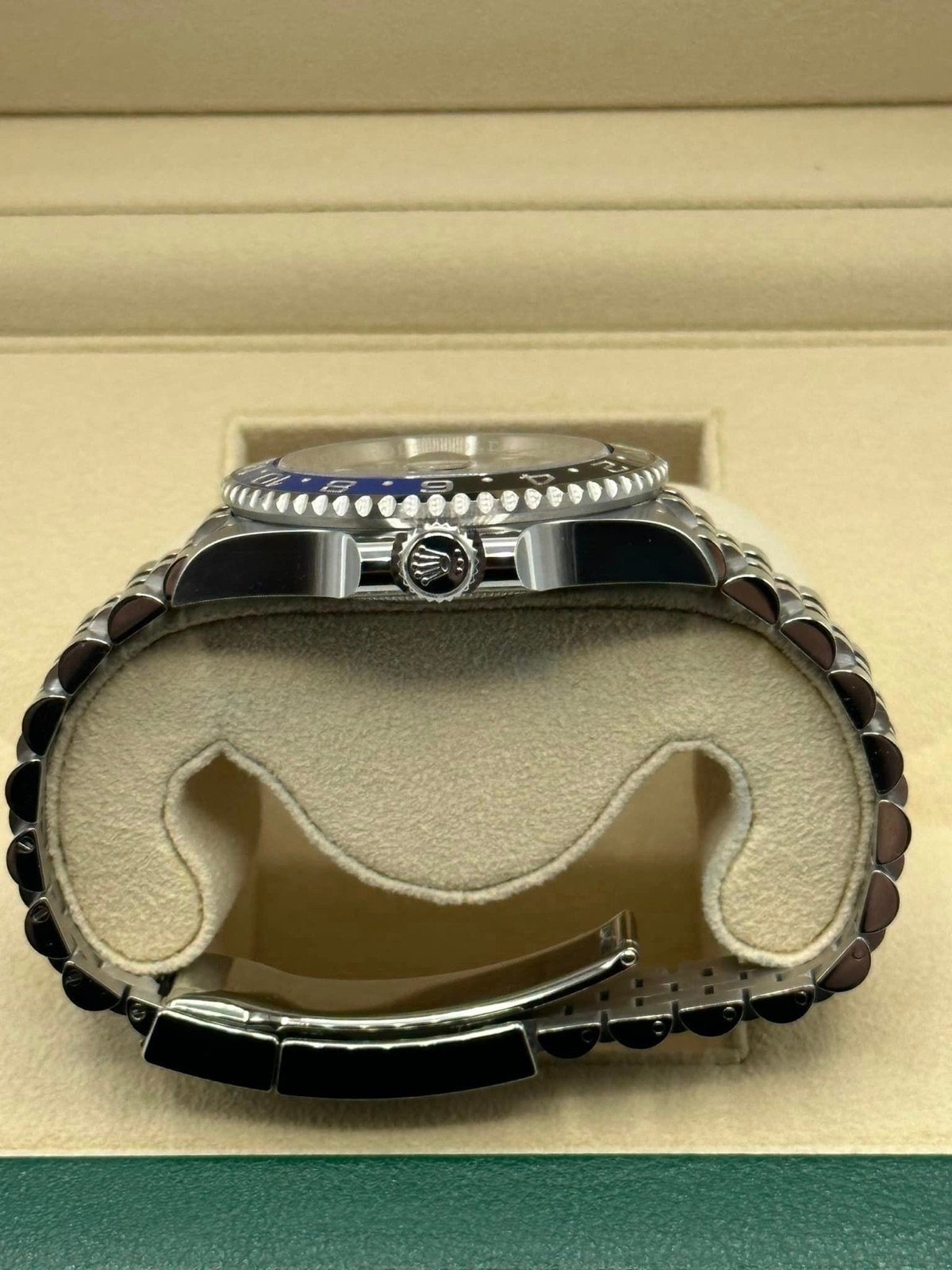 2023 Rolex GMT-Master II “Batgirl” 40mm 126710BLNR Jubilee Black Dial (Unworn) - Image 9