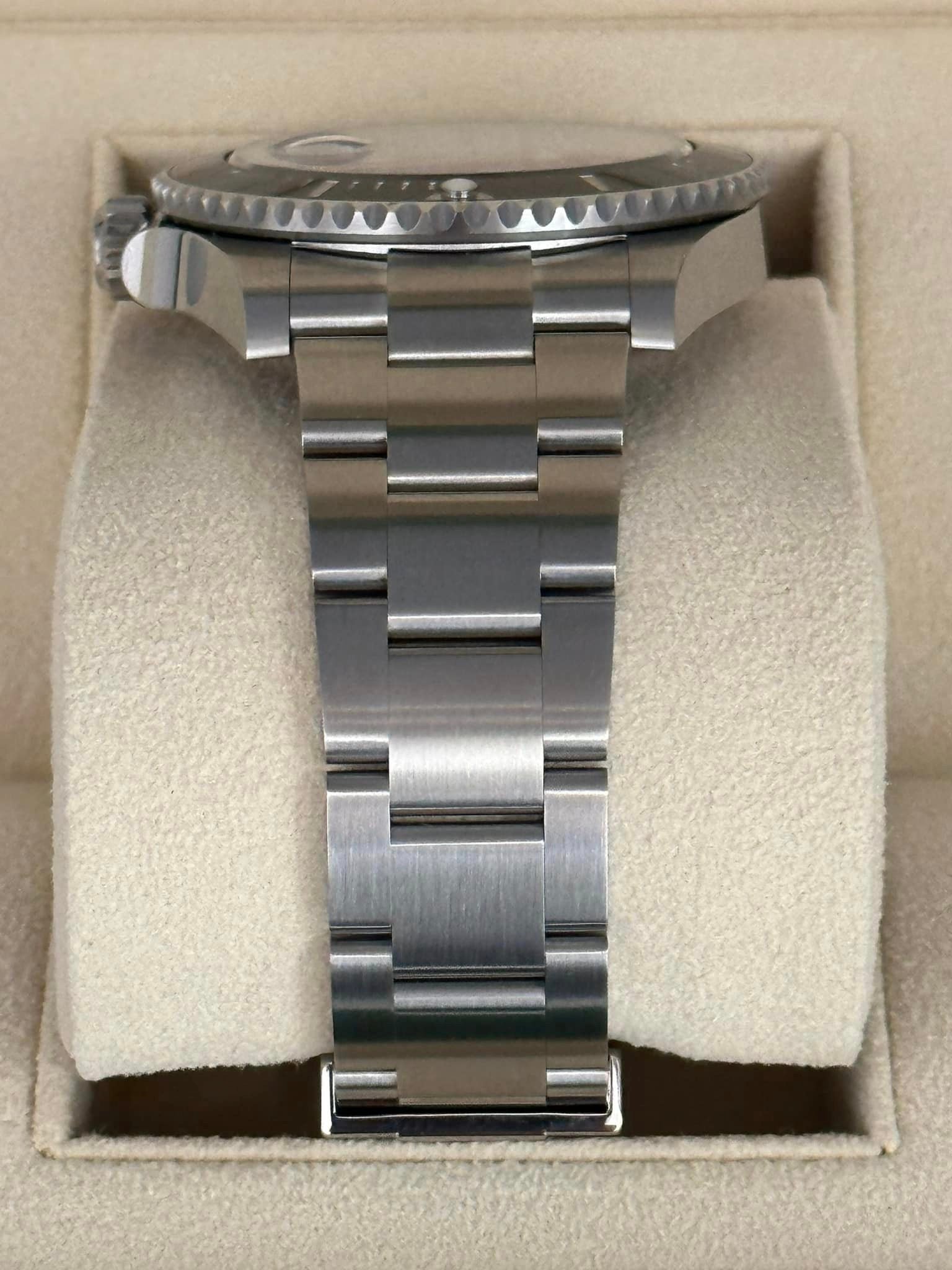 2023 Rolex Submariner 40mm 126610LN Stainless Steel Black Dial (Unworn) - Image 4