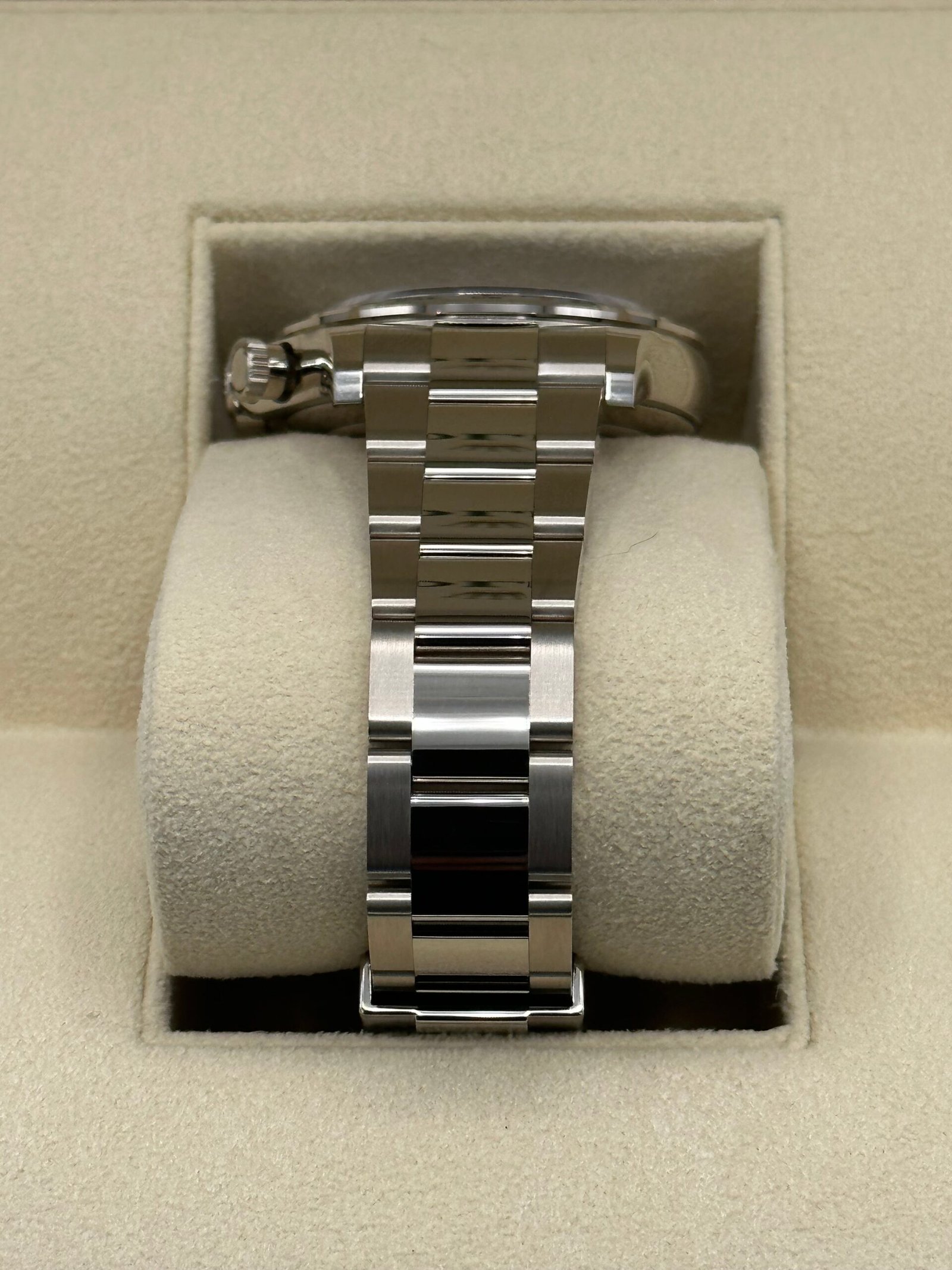 2023 Rolex Daytona 40mm 116509 White Gold Silver Dial (Unworn) - Image 4