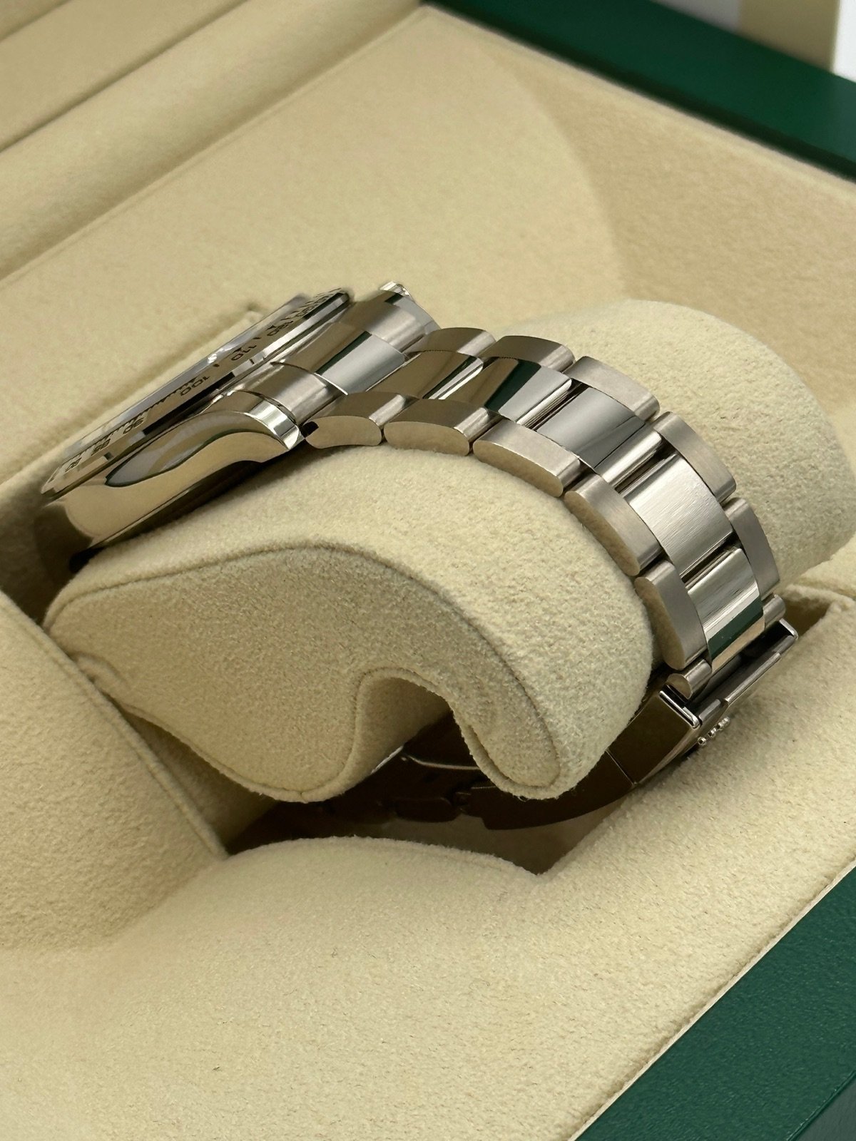 2023 Rolex Daytona 40mm 116509 White Gold Silver Dial (Unworn) - Image 6
