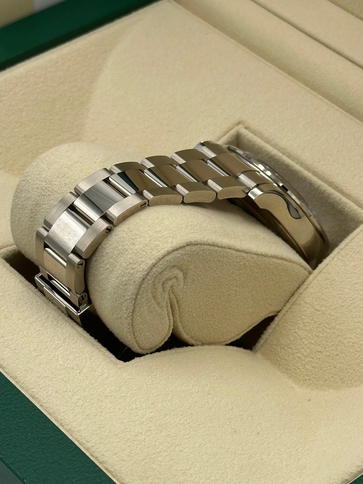 2023 Rolex Daytona 40mm 116509 White Gold Silver Dial (Unworn) - Image 7