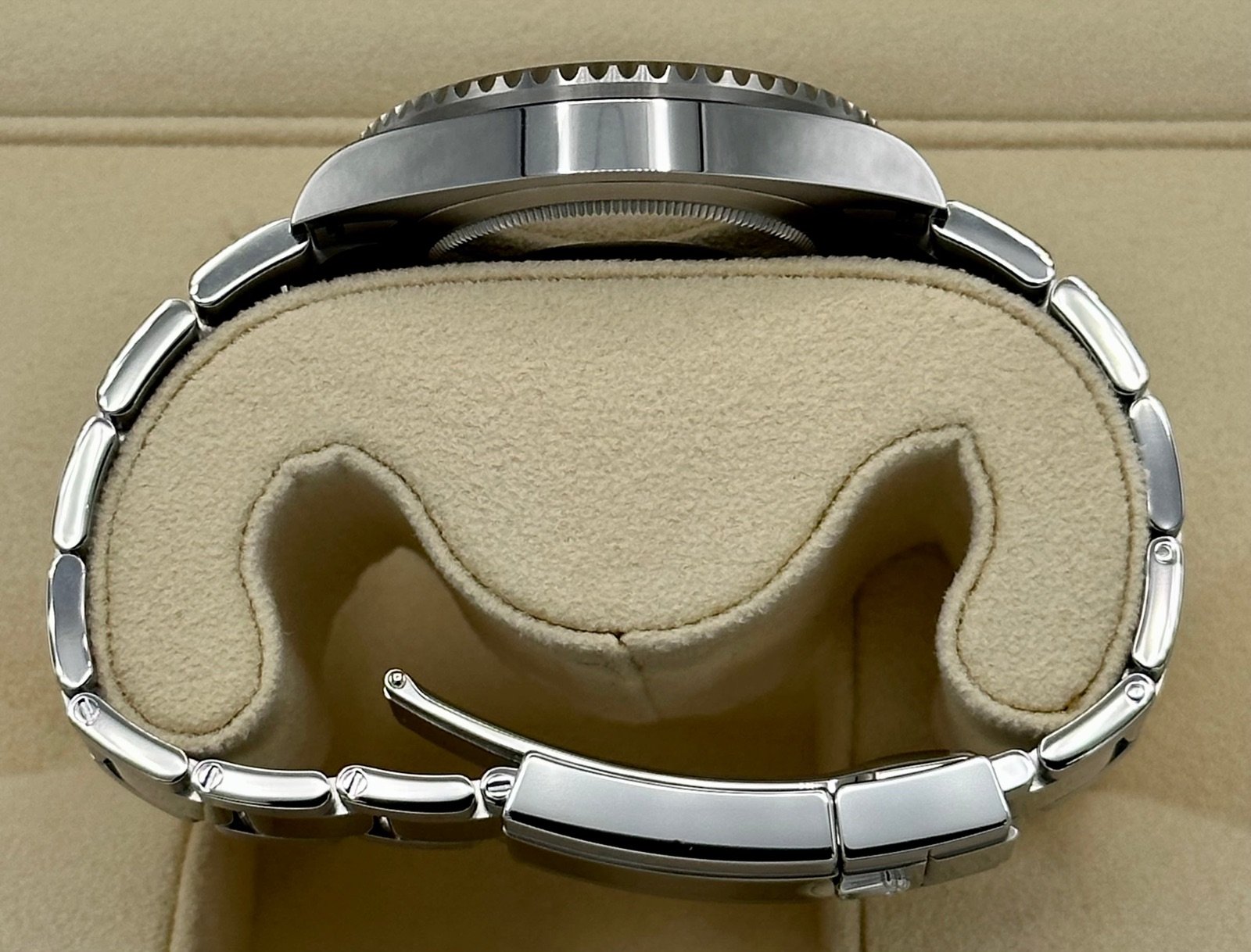 2023 Rolex GMT-Master II “Batman” 40mm 126710BLNR Oyster - Image 10