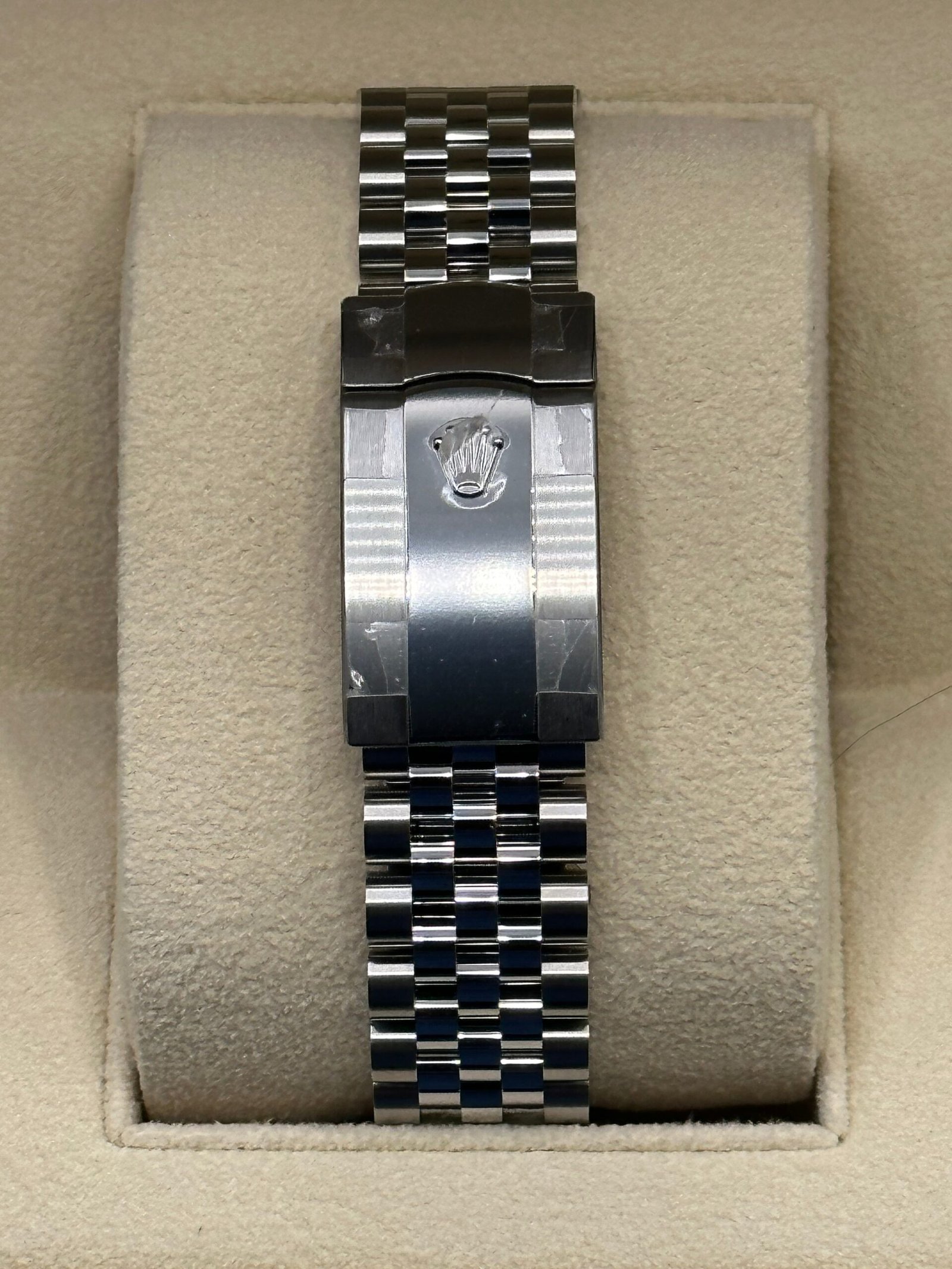 2023 Rolex Datejust 36mm 126234 Jubilee Pink Dial Diamond VI & IX - Image 2