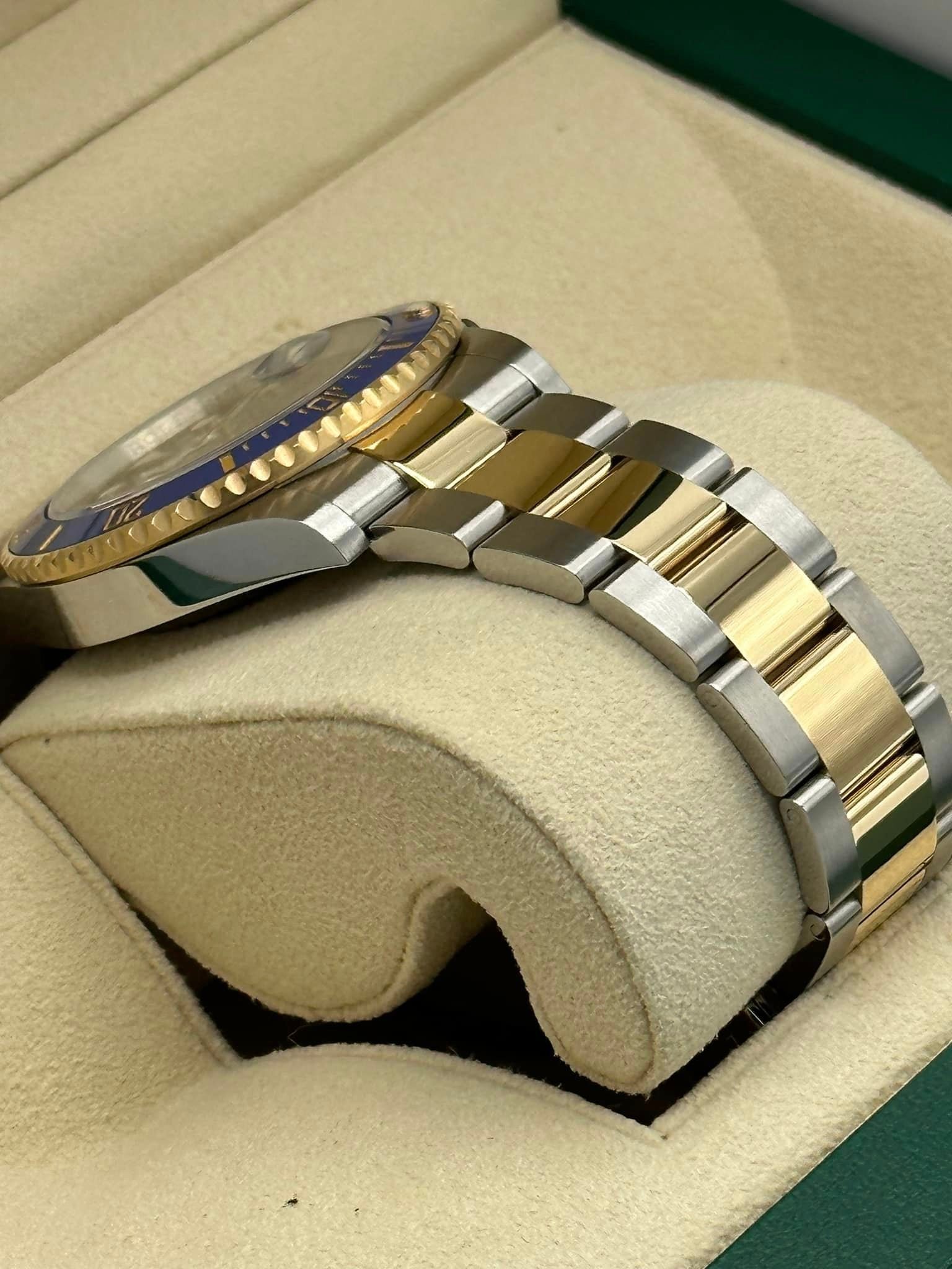2023 Rolex Submariner “Bluesy” 41mm 126613LB Two-Tone Blue Dial - Image 8