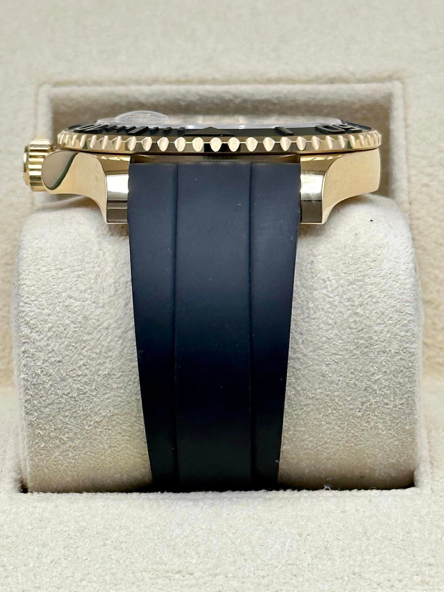 2023 Rolex Yacht-Master 42mm 226658 Gold Oysterflex Black Dial - Image 4