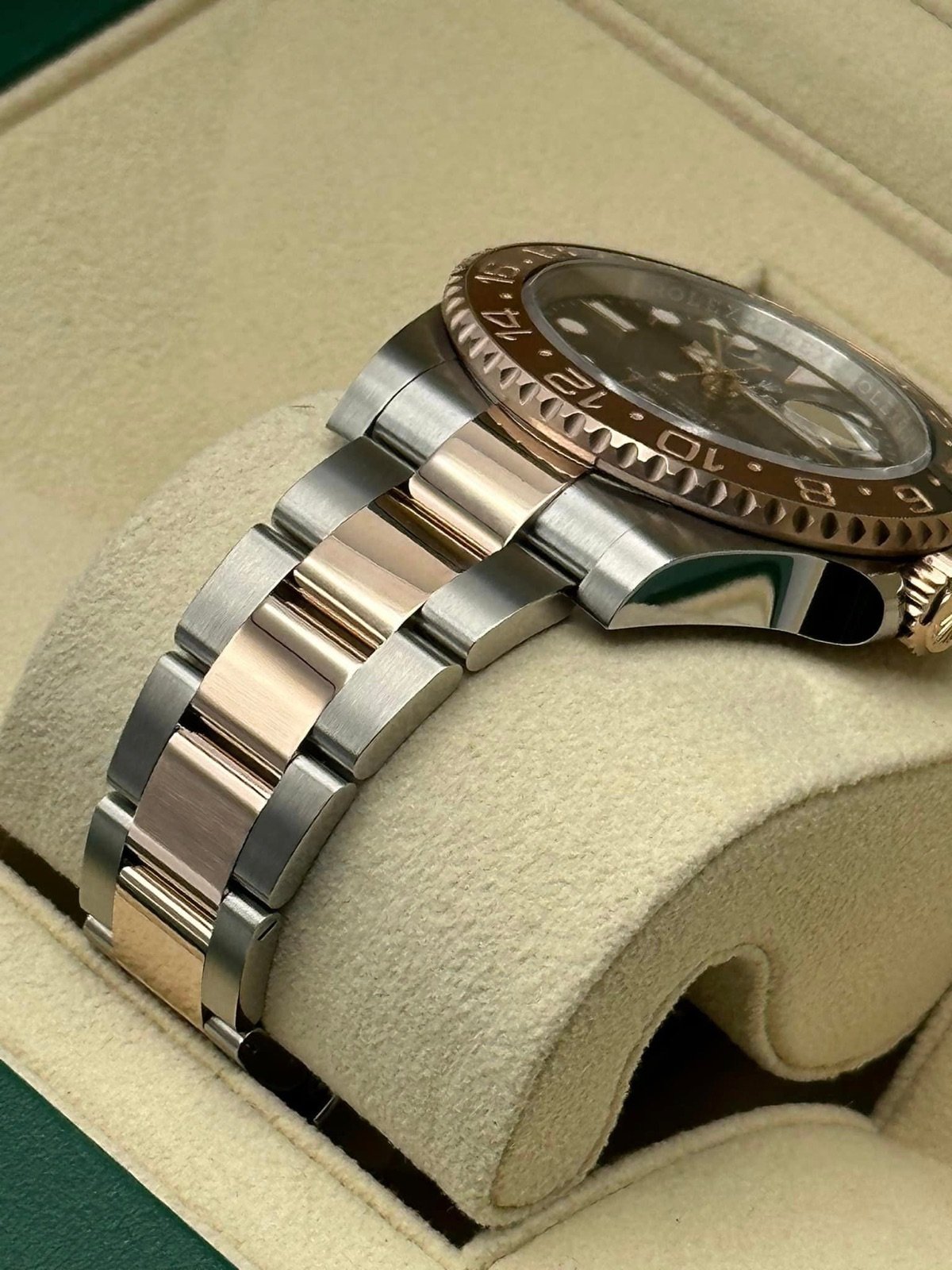 2023 Rolex GMT-Master II “Rootbeer” 40mm 126711CHNR Two-Tone (Unworn) - Image 8