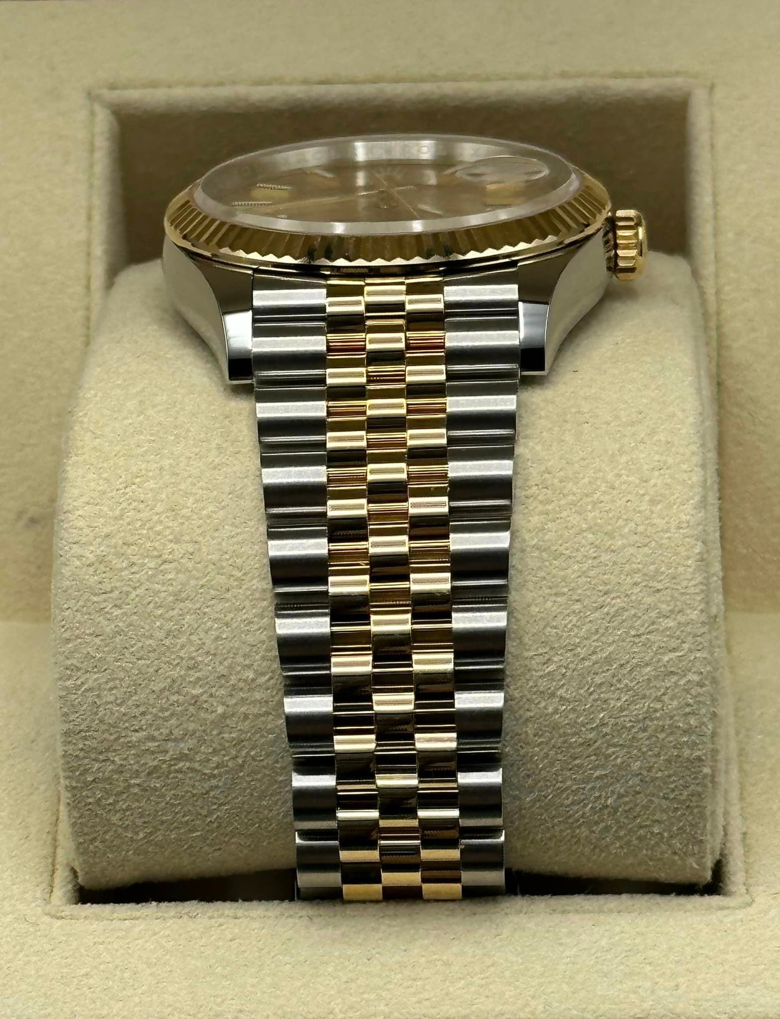 2022 Rolex Datejust 36mm 126233 Two-Tone Jubilee Champaign Stick Dial - Image 4